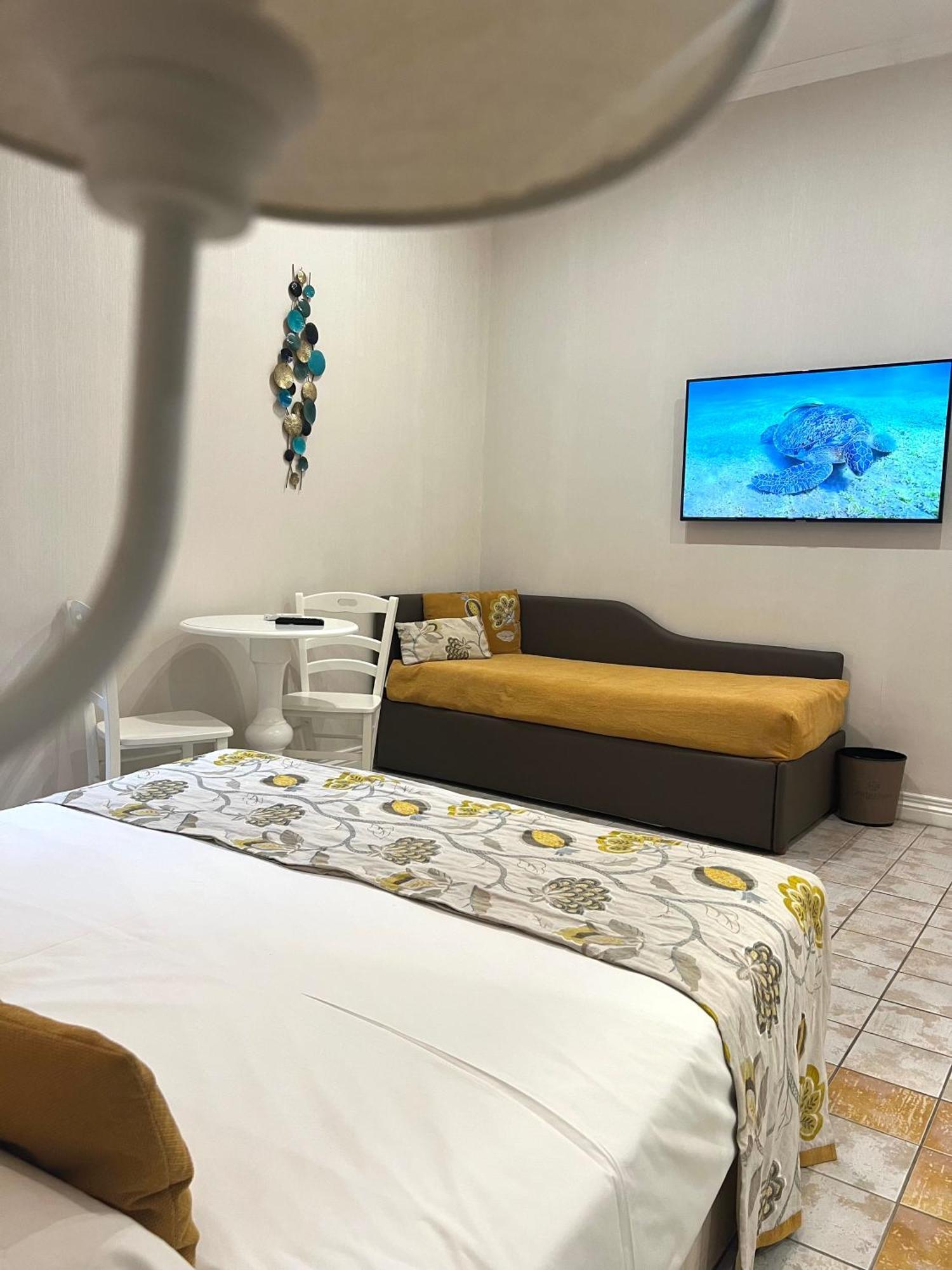 Certosa Suite Neapol Zewnętrze zdjęcie